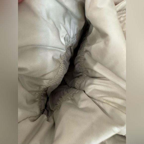 The North Face Long Puffer Jacket 💥 HOST PICK - Picture 14 of 14